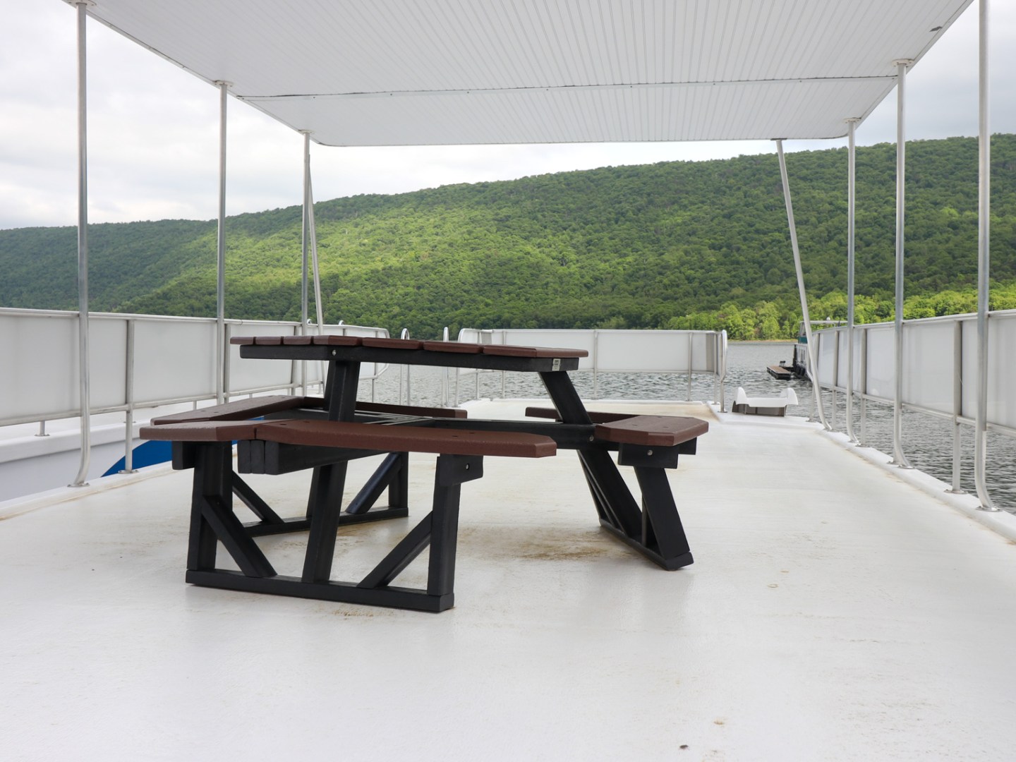 a wooden bench on the side of a ramp