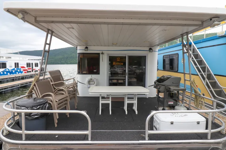 a boat sitting on top of a building